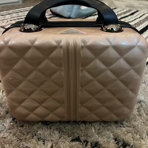 Pearly Pink Cosmetic hard shell luggage
